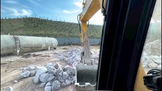 Taş duvar çalışması Hidromek excavator