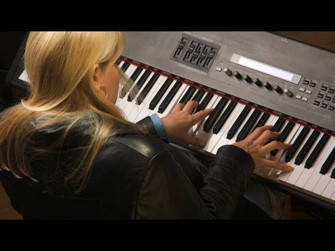 How to Use a Motif in a Solo | Keyboard Lessons