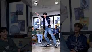 Download lagu SHINee - replay #ZB1 #ASTRO  #ENHYPEN #STRAYKIDS #NCTDREAM  #DRIPPIN#CIX #SHINEE mp3