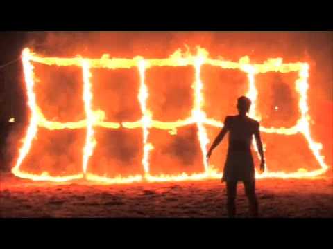 Narrarnas stora eldshow: skärseld 08, sedan dess har Narrarna satt upp Eldsägen 09 och kommer till sommaren 2010 att sätta upp ”Skönheten & Odjuret - en folksaga i lågor”.
För bokning och mer info om denna show kontakta Narrarna: www.narrarna.com.