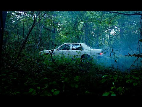 Jung Mergs – Distract Me (Official Video)