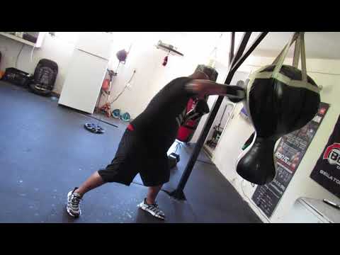 Mighty Mo's heavy bag training