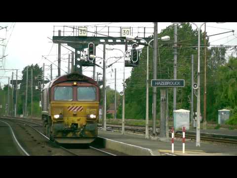 (HD) Euro Cargo Rail 66028 Passes Hazebrouck Light Engine - 11/5/14