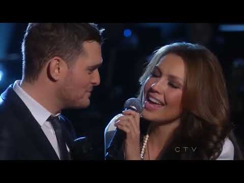 Michael Bublé Duet With Thalia - Mis Deseos/Feliz Navidad - Live From NBC New York