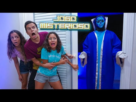 A MANSÃO MISTERIOSA! - NOVO JOGO! - ALGUÉM ATACOU A GENTE! - E AGORA!?