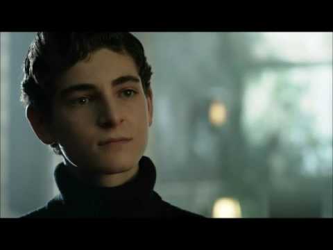 Bruce and Selina 3x15  #2 (Alfred convinces Bruce to go to see Selina)