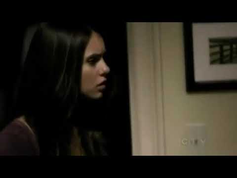 TVD 1X09 | Elena, Bonnie and Caroline contact Emily