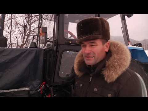 В деревне Новый Бердяш трактор, приобретенный по программе ППМИ, чистит от снега  сельское поселение