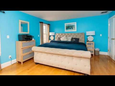 196 Cedar Street, Wellesley, MA - Listed by Debi Benoit