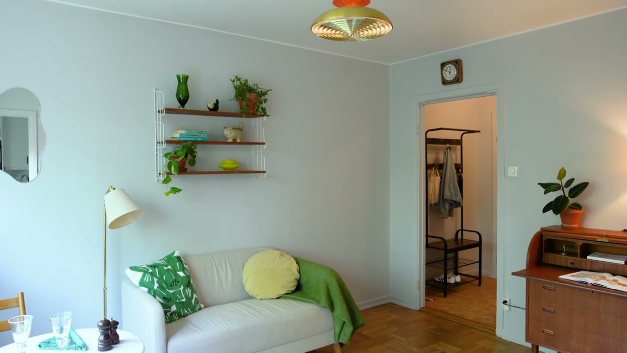 1 rum Lägenhet på Svartågatan 45 Bagarmossen Stockholms kommun - video