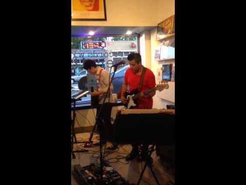 Redder Moon Live @ Records with Merritt