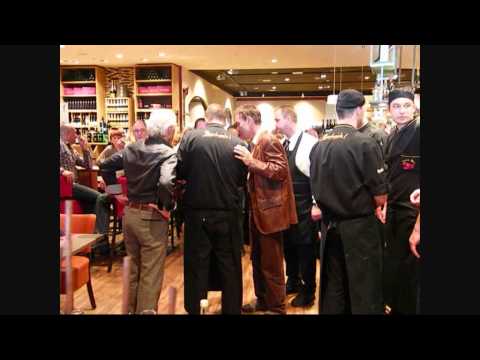 Cliff Richard no Edeka Zurheide Freshcenter Reisholz, Düsseldorf