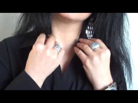 download lagu mp3 mp4 Bodysuit Collared Shirt, download lagu Bodysuit Collared Shirt gratis, unduh video klip Bodysuit Collared Shirt