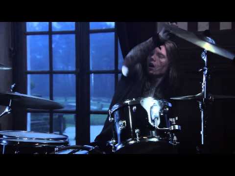 Vandenberg's MoonKings - Breathing (Official Video)