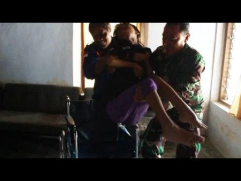 PENERIMAAN BANTUAN KURSI RODA 