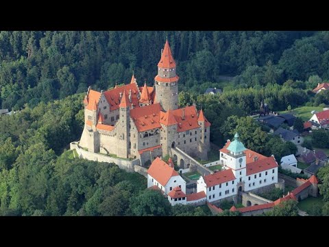 Zamek Bouzov (Hrad Bouzov) - Krzyżacka perła gotyku oraz romantyzmu w Czechach