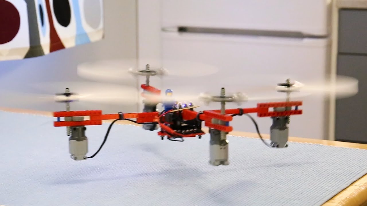 Construye un dron de Lego