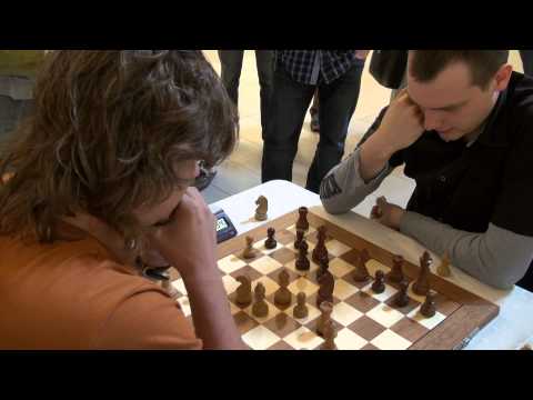 IMP R15 (GM) Heberla Bartłomiej (2543) - (GM) Piorun Kacper (2495) 1-0