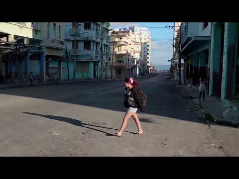DISFRUTANDO DE LA HABANA CUBA, DE SUS CALLES, DE SU CLIMA Y DE SU GENTE