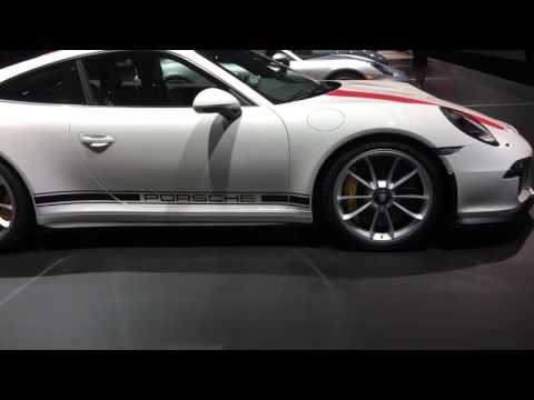 Porsche 911 R walk around
