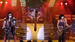 Kiss - Wouldn&#39;t  You Like To Know Me (Live)(Kiss Kruise VI - 2016 / Indoorshow One)