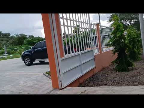 Visitando un lugar turístico en San Gerardo departamento de San Miguel