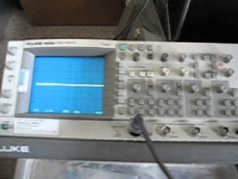 Philips PM3092 oscilloscope goes crazy with 127MHz input