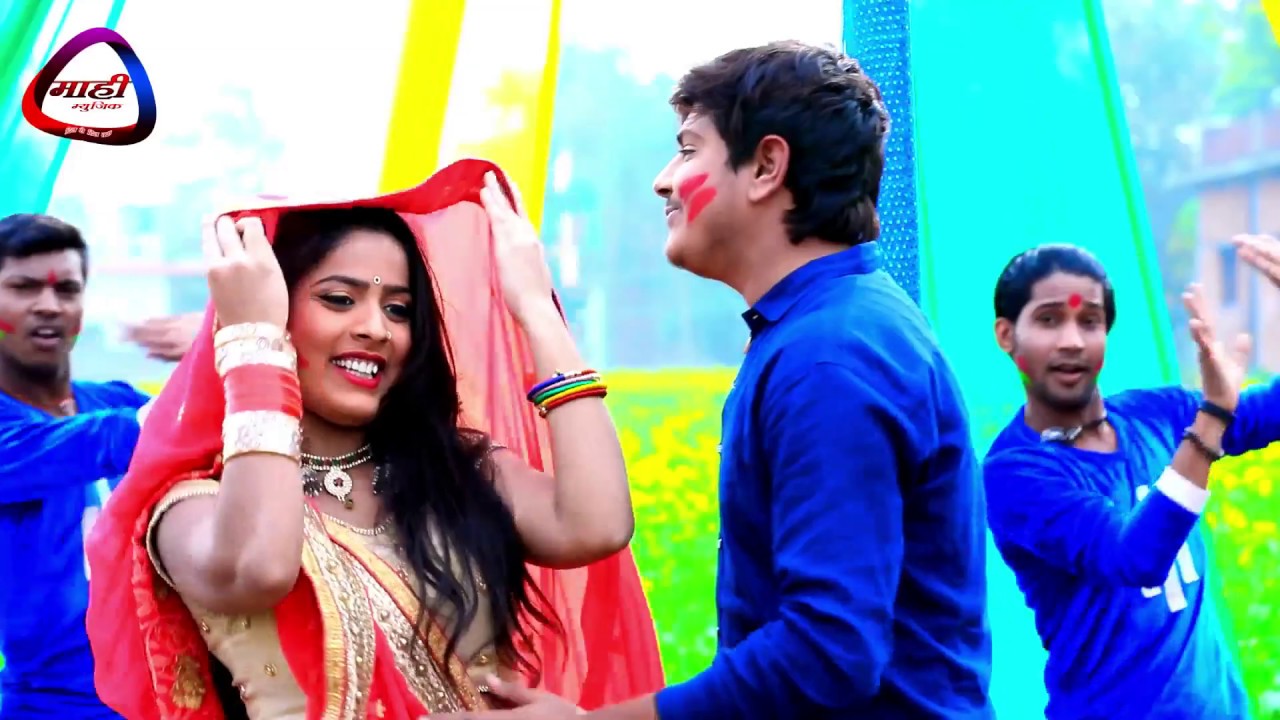 शूटिंग के दौरान किया लड़की से छेड़ छाड़~Video हुआ वाइरल~Krishna Tejaswi~ Pichkari Chhul Ghunghat Tan ke