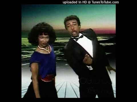 Dennis Edwards Featuring Siedah Garrett Don't Look Any Further