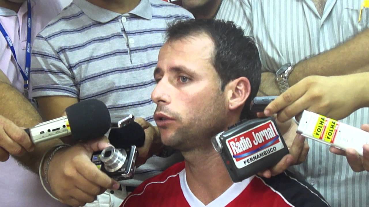 Goleada PE - Jonathan é apresentado no Santa Cruz
