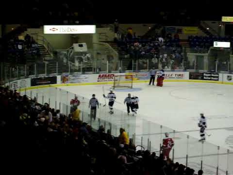 Dylan King vs Barry Sanderson