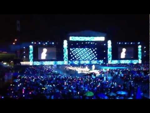 [FANCAM] 121125 SMTOWN IN BKK : LIKE A G6 - KRIS AMBER KEY