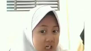 Download lagu Anak yang mambuat lagu kalau ada makanan dimeja mp3