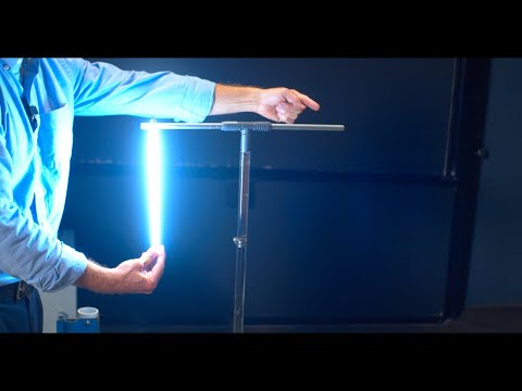 Radio Wave Properties: Electric and Magnetic Dipole Antennae