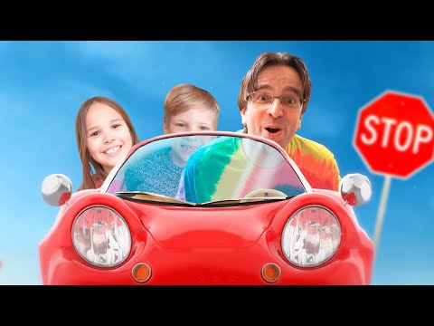 Amelia and Avelina solve the holiday trip mystery