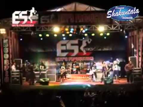 YEYEN VIVIA   LAYANG KANGEN   DANGDUT KOPLO CAMPURSARI REGGAE OM NEW SCORPIO LIVE TERBARU 2015 youtu