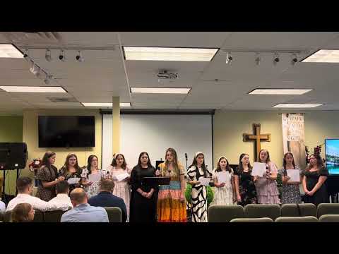 Grup tineret surori de la Biserica Penticostală Tabor Riverside