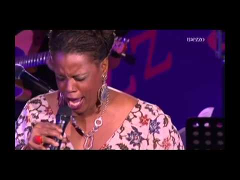 Dianne Reeves-I Put a Spell on You