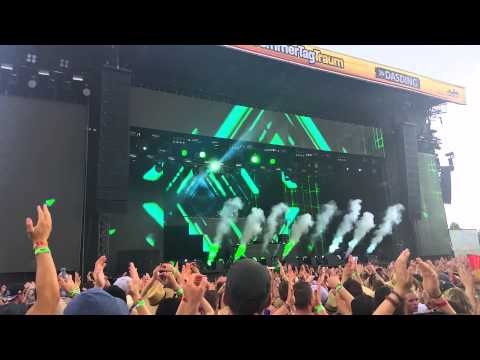 BigCityBeats SommerTagTraum 2015: Blasterjaxx dropping Stick Em