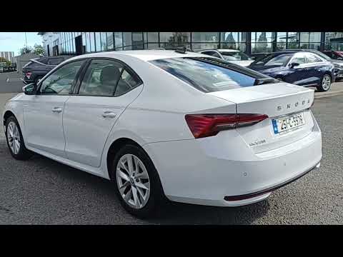 Skoda Octavia SE 1.5 Petrol 5dr - Image 2