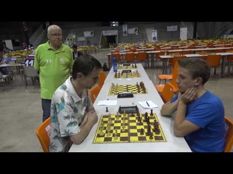 Poslední partie bleskového maratonu 2016 - Kononěnko vs Plát.