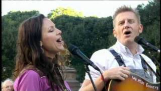 Joey and Rory in the Second Cup Cafe