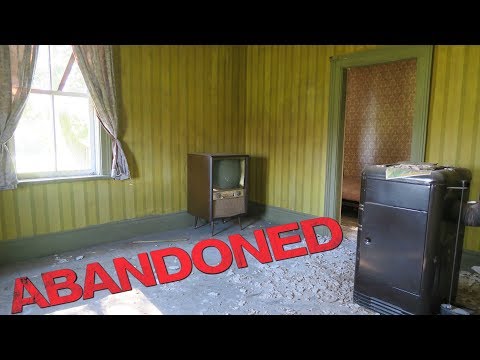 Abandoned Time Capsule Farm with Hunting RV everything left behind antiques
