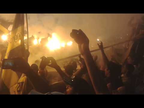 "Hinchada de Boca - Mendoza 31-01-2015 Parte 8" Barra: La 12 &bull; Club: Boca Juniors &bull; País: Argentina