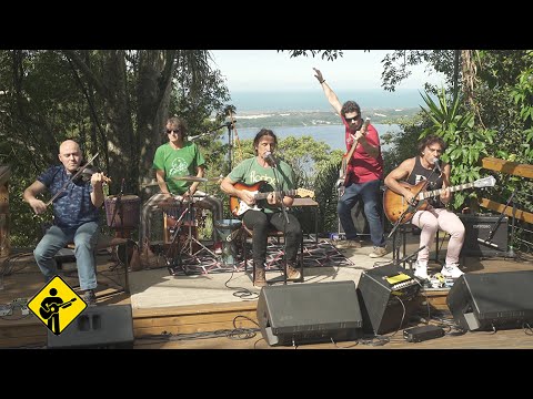 Dia Lindo| Dazaranha | Playing For Change | Live Outside
