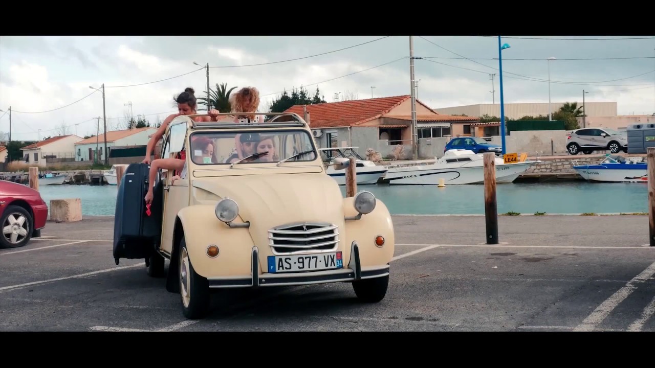 Miniature de la vidéo DU SATIN BLANC - Bande Annonce (Comédie 2017 de Gloria Rodenas) du film Du Satin Blanc