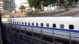 preview picture of video 'Tokyo - Pacing a Shinkansen while arriving at Shinagawa  東京　品川駅に着きながら新幹線についていける'