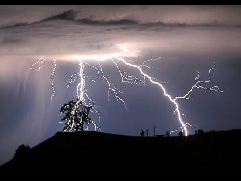 Lightning safety tips from the National Weather Service