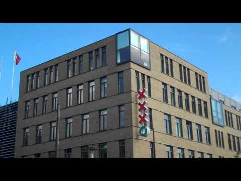 download lagu mp3 mp4 De Man Met De Microfoon, download lagu De Man Met De Microfoon gratis, unduh video klip De Man Met De Microfoon