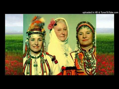 Трио Българка - Аз ти постилам шарени черги